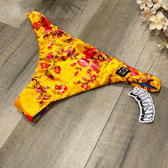 JOLYN Swim Bottom //RARE// - Picture 3 of 6